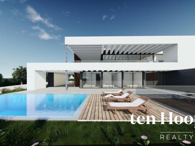 Moradia Premium de Assinatura na Praia da Luz – Luxo, Exclus. 320m² Luz