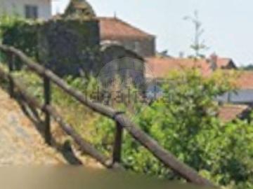 Moradia, Préstimo e Macieira de Alcoba
