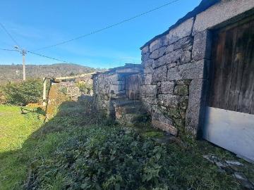 Moradia, Préstimo e Macieira de Alcoba