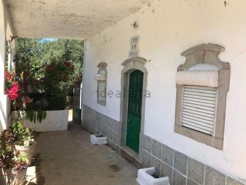 Casa à venda em Querença - Terraço