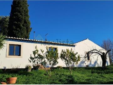 Casa à venda em Querença