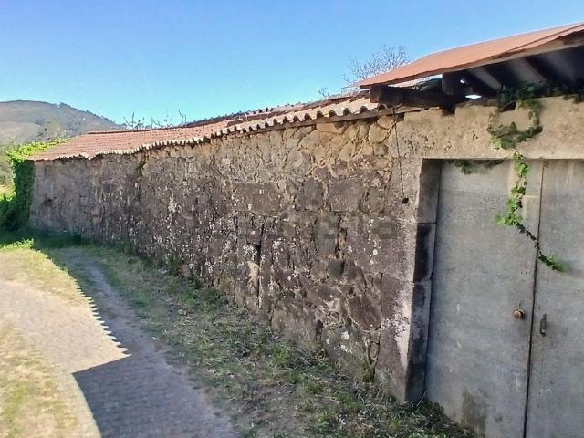 Moradia, Quintiães e Aguiar