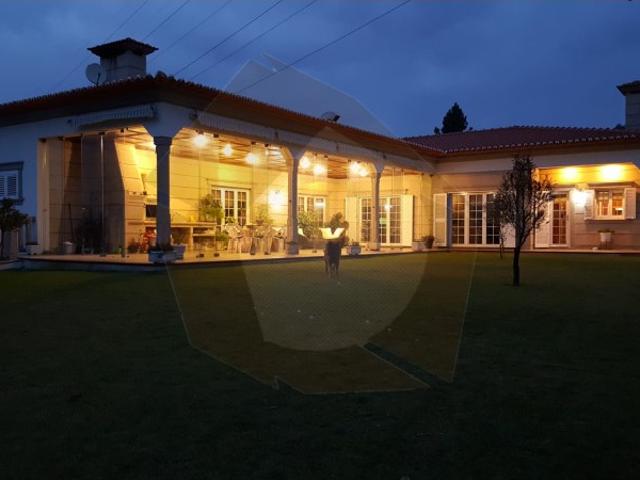 MORADIA / QUINTINHA GONDOMAR