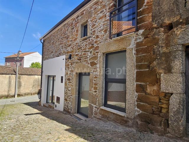 Moradia Rústica T2 / Fundão, Souto da Casa