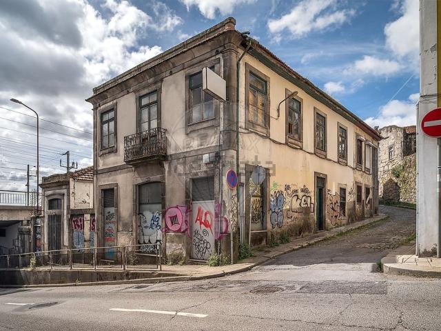 Moradia, Campanhã