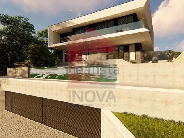 Moradia, Esqueiros Nevogilde Travassós