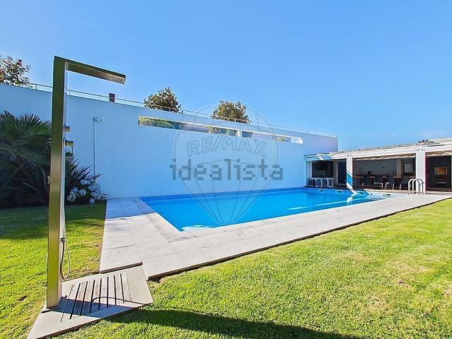 Moradia, Real Ataíde Oliveira