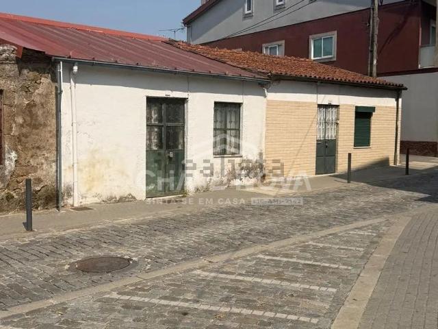 Moradia, Real Dume Semelhe
