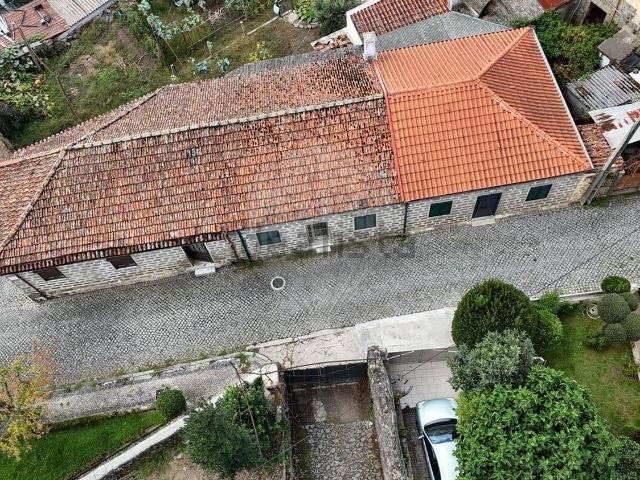 Moradia, Real Dume Semelhe