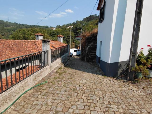 Moradia, Rebordelo