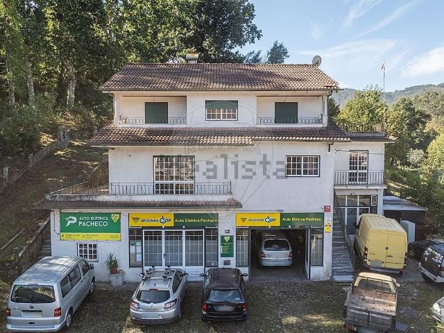 Moradia, Refojos de Basto