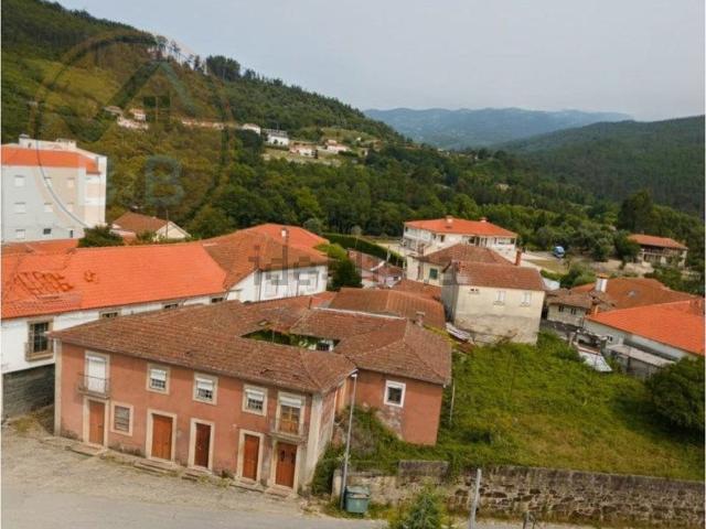 Moradia, Refojos de Basto