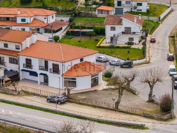 Moradia, Refojos de Basto