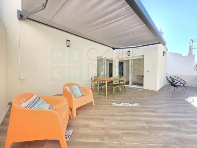 Moradia Algarvia Renovada no Coração de Cabanas de Tavira A Pé da Ria e da Praia