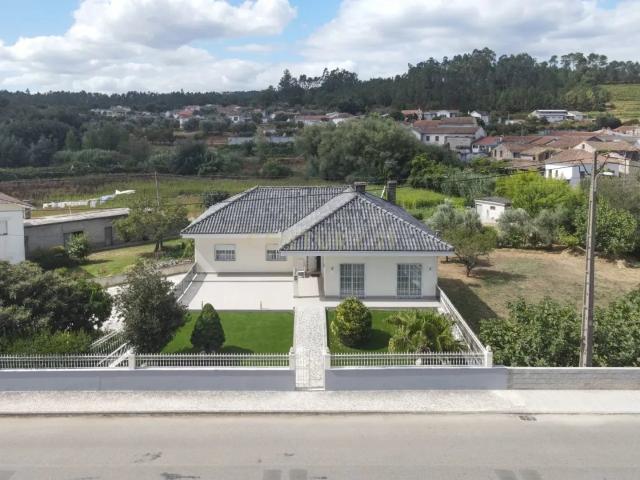 Moradia Renovada em Foz de Arouce, Lousã 3 Quartos