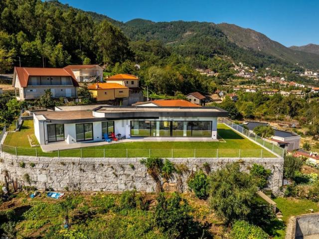 Moradia, Rio Caldo