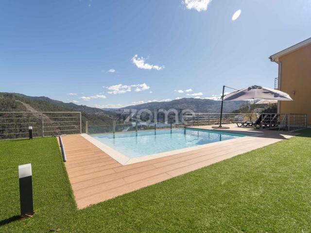 Moradia, Rio Caldo