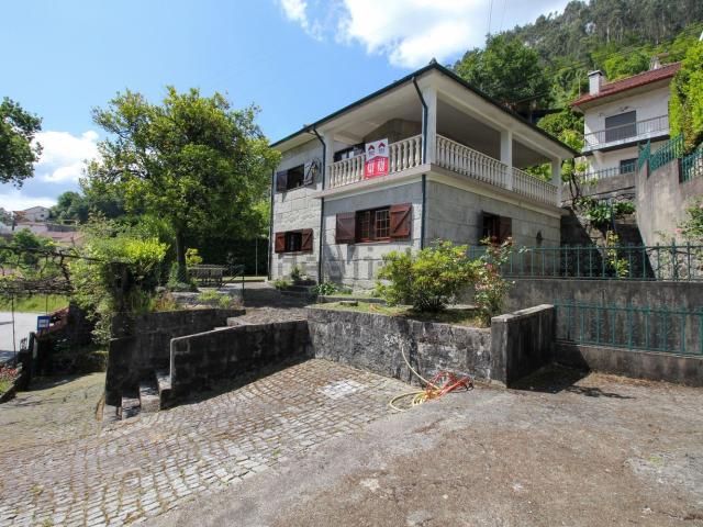 Moradia, Rio Caldo