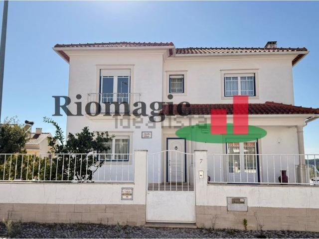 Moradia, Rio Maior