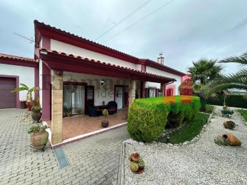 Moradia, Rio Maior