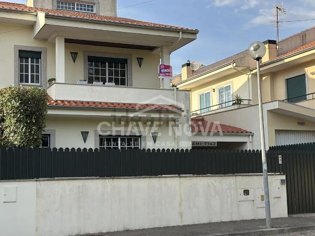Moradia, Rio Meão