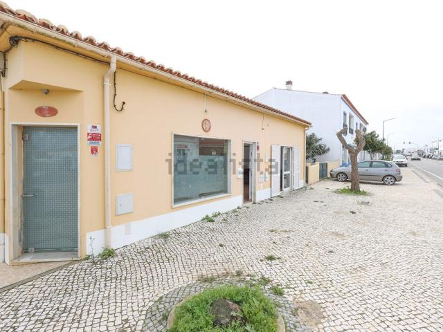 Moradia, Rogil