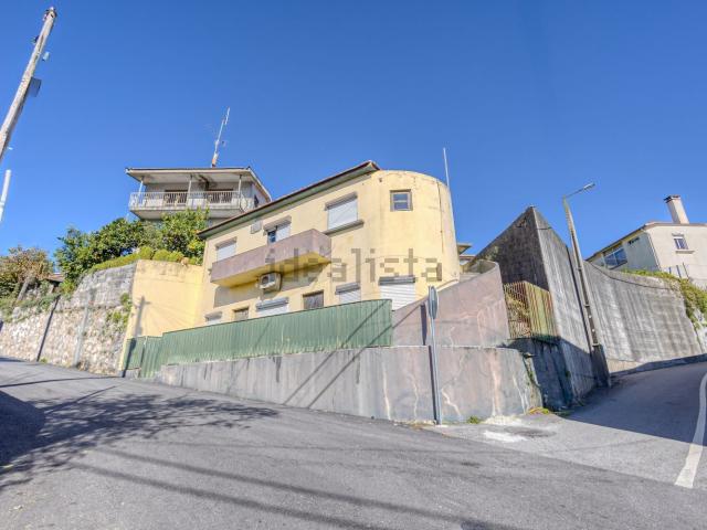 Moradia, Romariz
