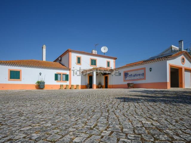 Moradia, Romeira e Várzea