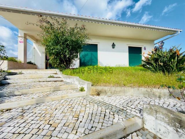 Moradia, São Vicente São João Alferrarede