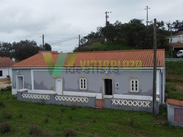 Moradia, São Bartolomeu de Messines