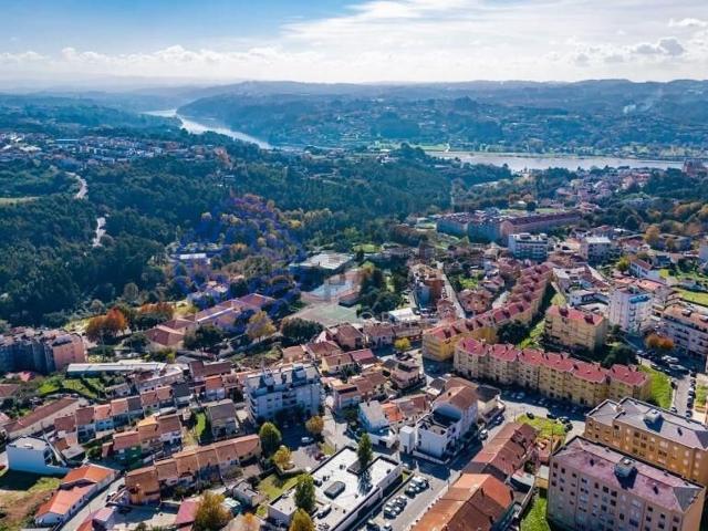 Moradia, São Cosme Valbom Jovim