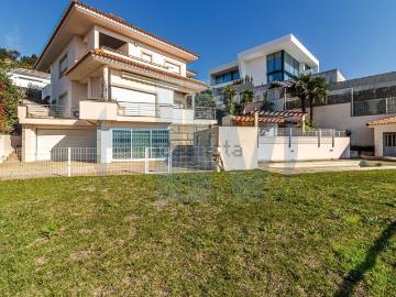 Avenida Clube De Caçadores, Atães, Gondomar, Gondomar, Distrito de Porto