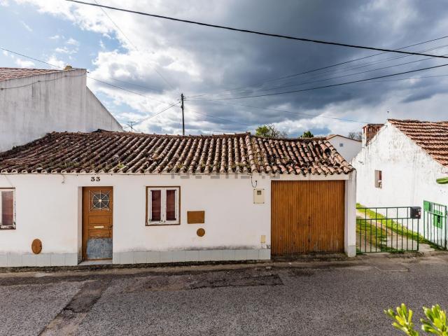 Moradia, São Facundo e Vale das Mós