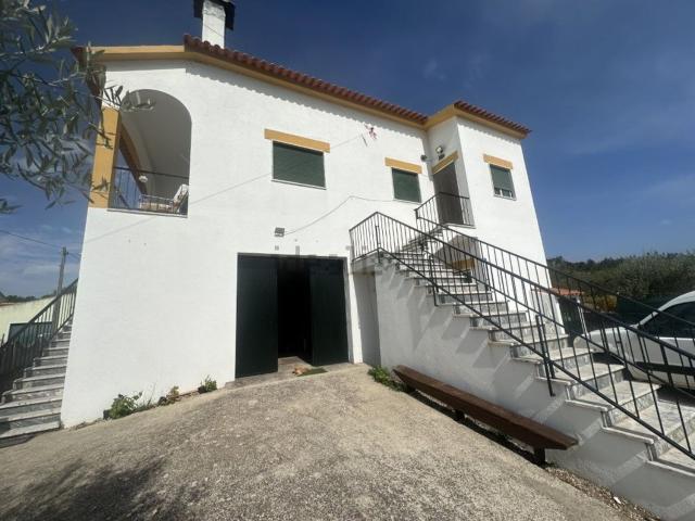 Moradia, São Facundo e Vale das Mós