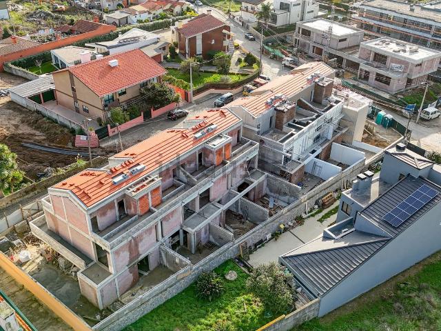 Moradia, São Felix da Marinha