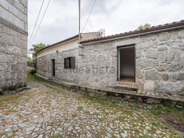Moradia, São Gens