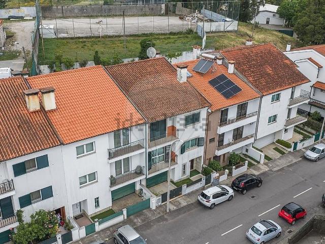 Moradia, São José de São Lázaro e São João do Souto