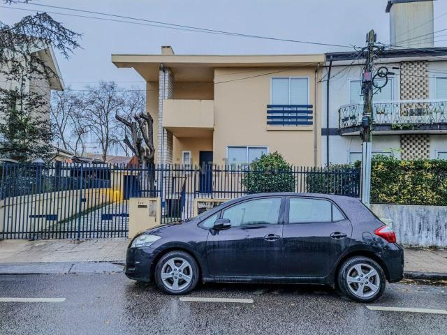 Moradia, Senhora da Hora