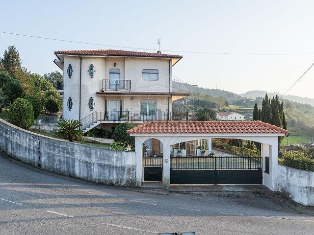 Moradia, São Martinho Candoso