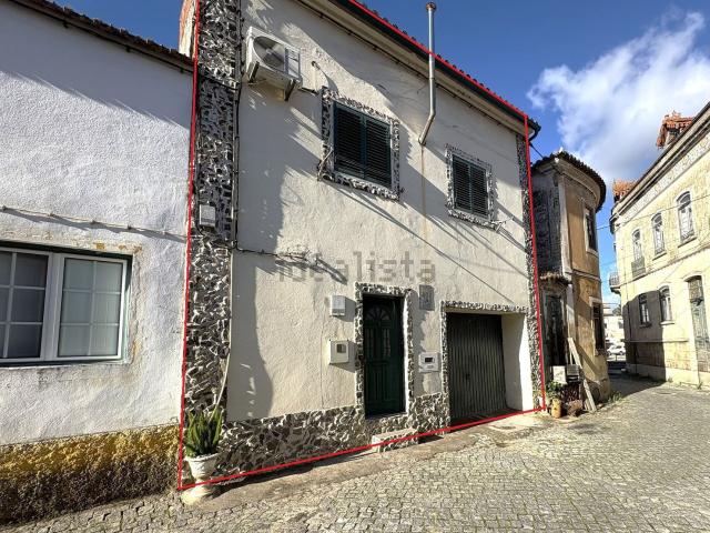 Moradia, São Miguel do Rio Torto e Rossio ao Sul do Tejo