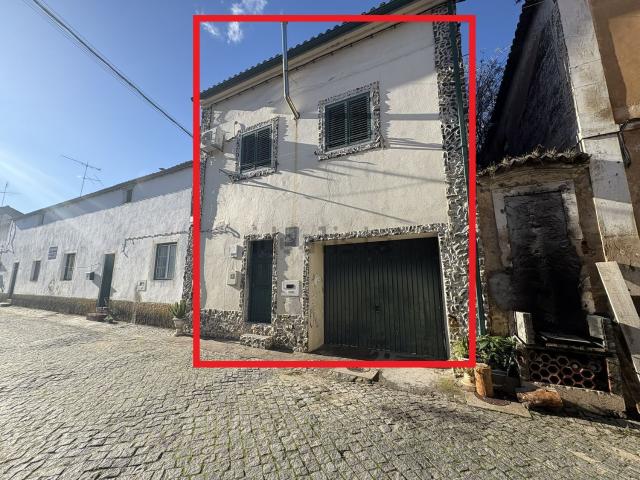 Moradia, São Miguel do Rio Torto e Rossio ao Sul do Tejo