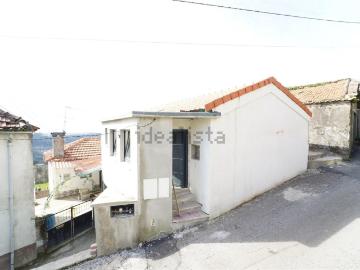 Moradia, São Pedro de Castelões