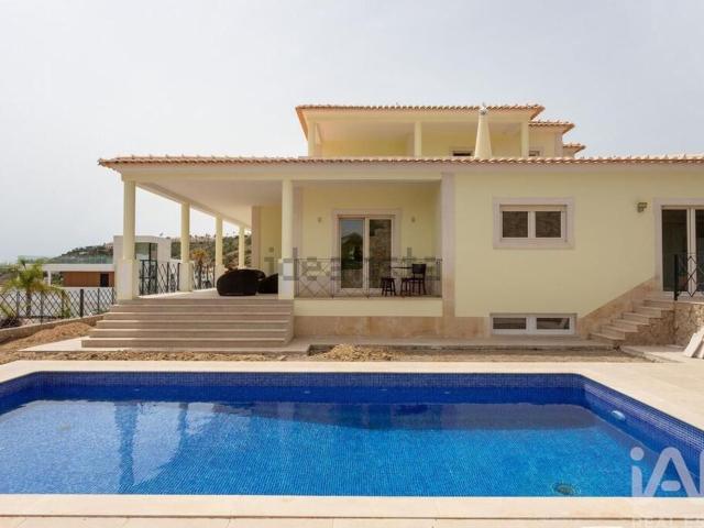 Moradia, São Rafael, Albufeira e Olhos de Água