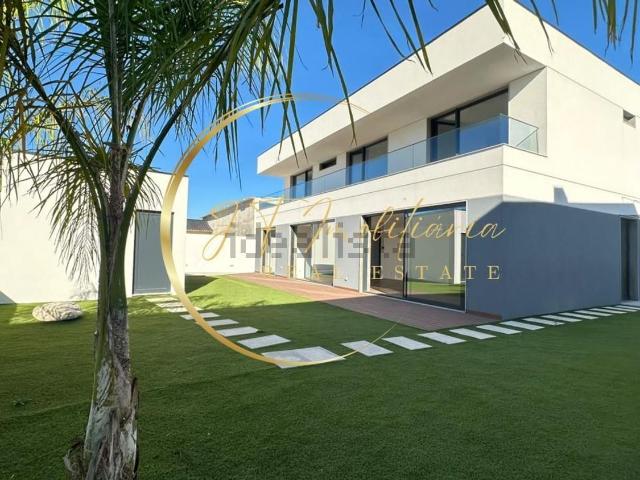 Moradia, São Salvador