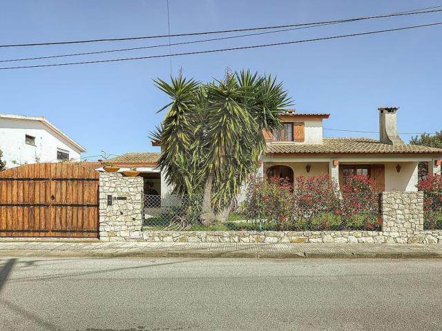 Moradia, São Salvador