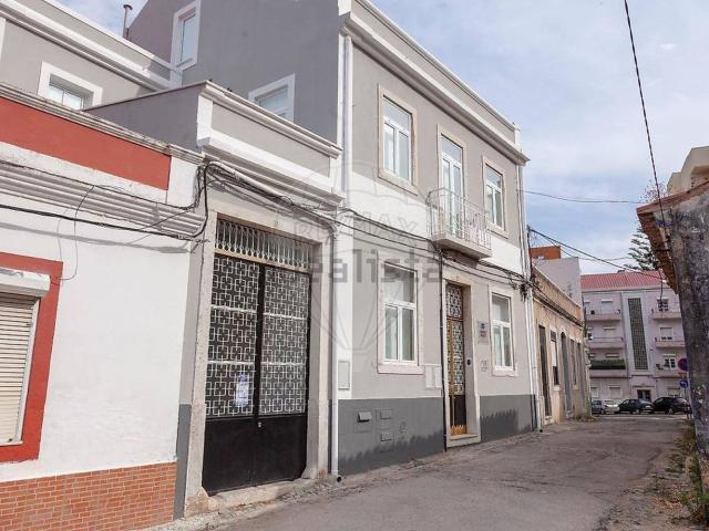 Moradia, São Sebastião