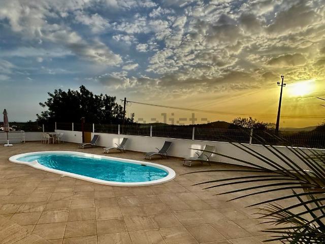 Moradia, São Sebastião