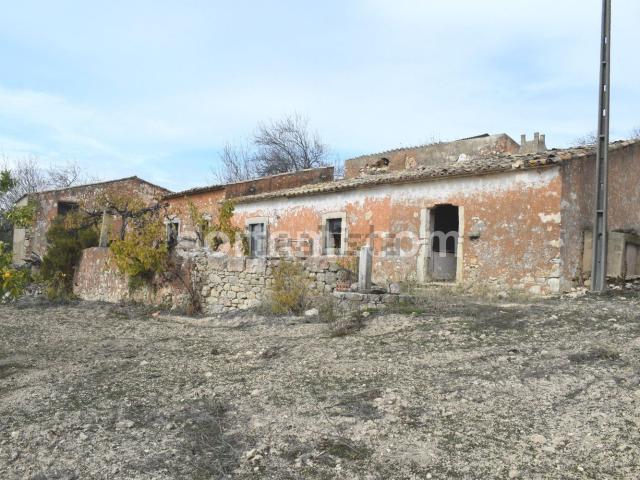 Moradia, São Sebastião