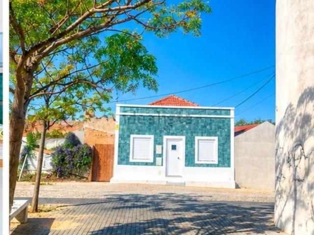 Moradia, São Sebastião