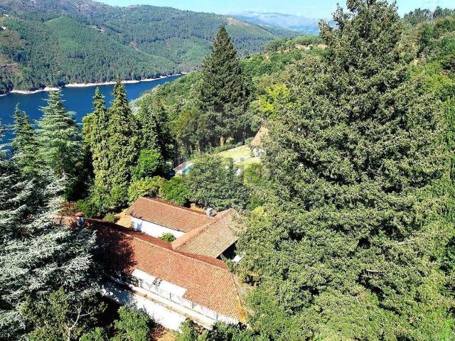Moradia, Salamonde